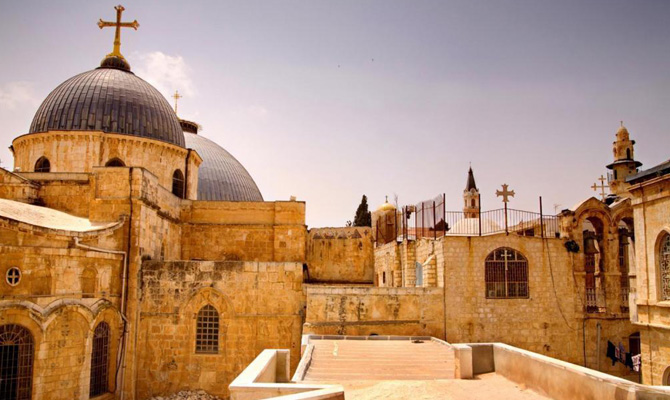В Иерусалиме закрыли Храм Гроба Господня