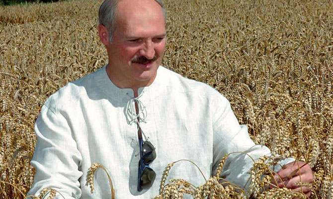 Лукашенко сменил все руководство правительства