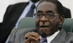 Мугабе объявили в Зимбабве национальным героем
