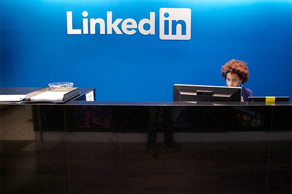 LinkedIn заподозрили в краже электронных адресов пользователей