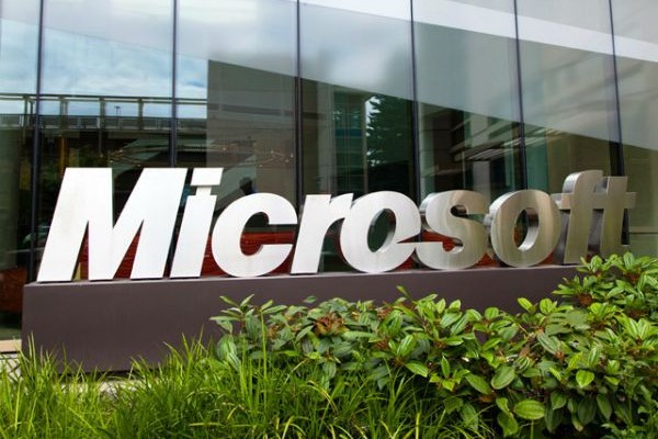 Стоимость Microsoft превысила $300 млрд