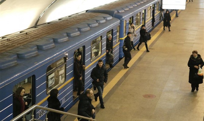 Проезд в киевском метро подорожает в январе-феврале