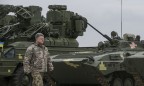 Порошенко передал военным 150 единиц военной техники