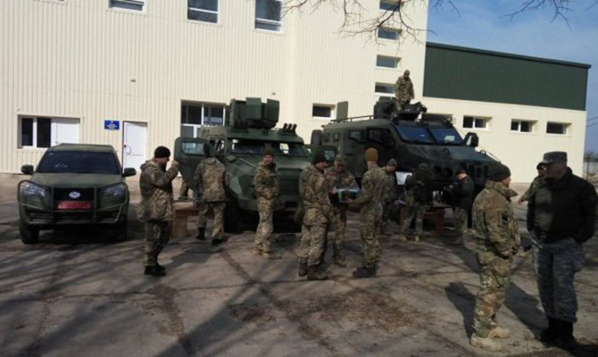 «Богдан» показал новый бронированный автомобиль для военных