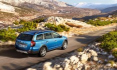 Госпогранслужба купила 62 внедорожника Renault почти за 40 млн гривен