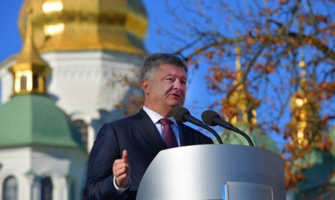 Порошенко пообещал не создавать «государственную церковь»